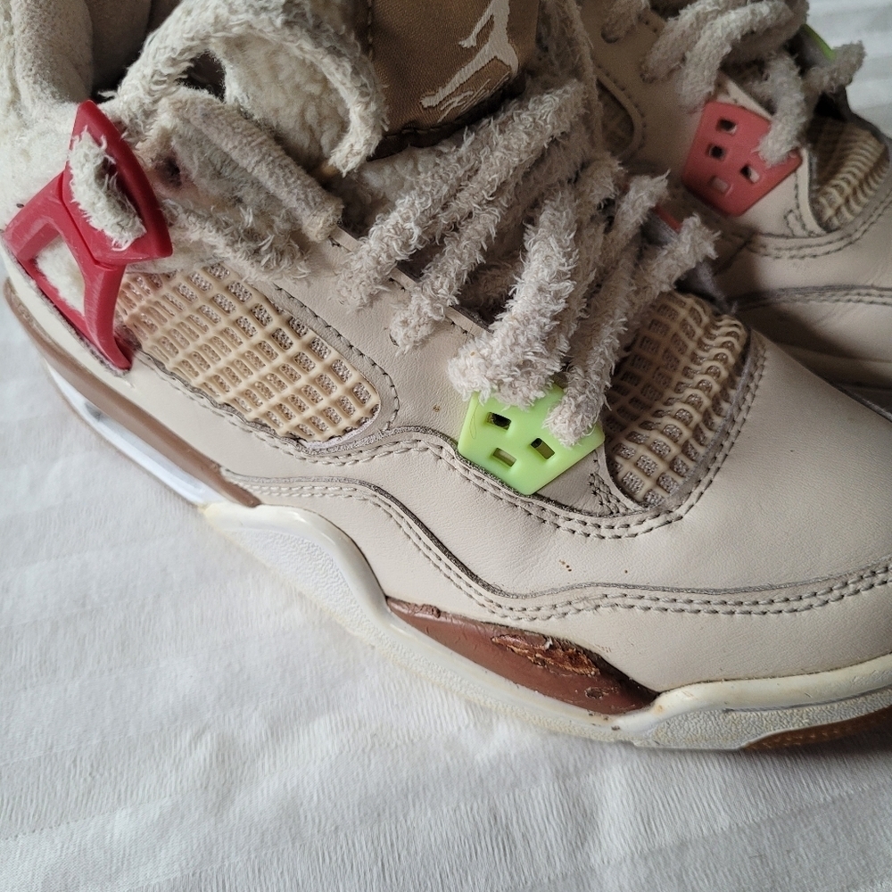 Air Jordan  Cream and Brown Sneakers Size 4 1/2 Y - Picture 9 of 11
